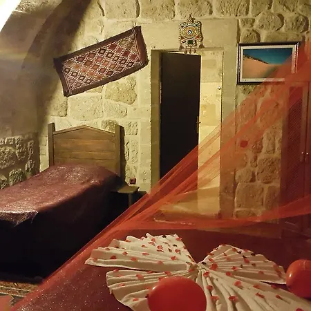 Kapadokya Ihlara Konaklari Antik Konaklar * Guzelyurt