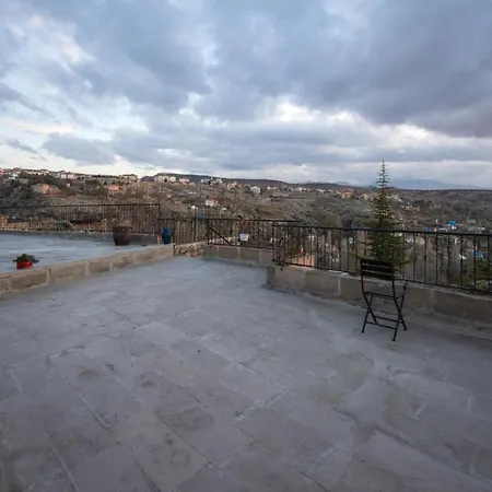 Kapadokya Ihlara Konaklari Antik Konaklar Guzelyurt