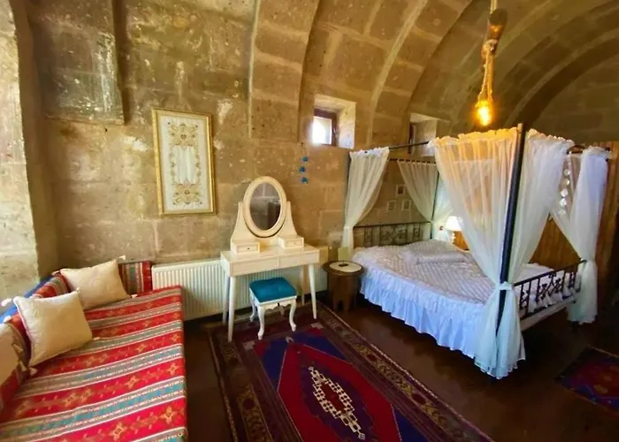 Kapadokya Ihlara Konaklari Antik Konaklar * Guzelyurt