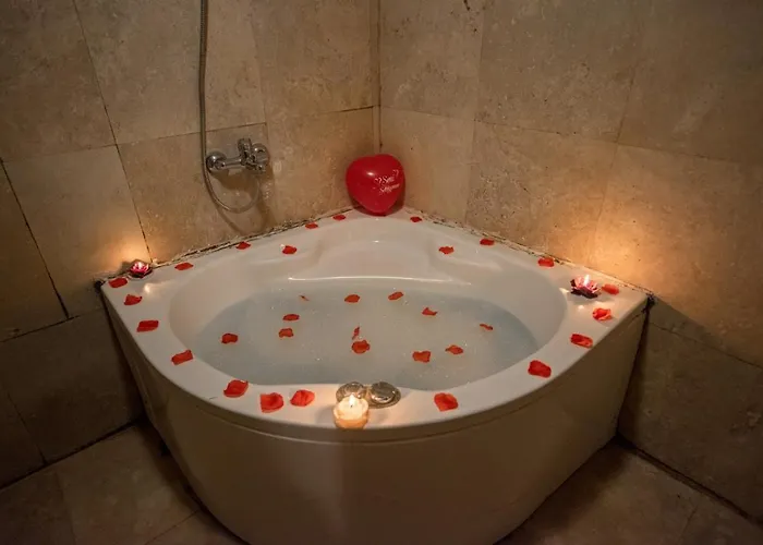 Kapadokya Ihlara Konaklari Antik Konaklar * Guzelyurt